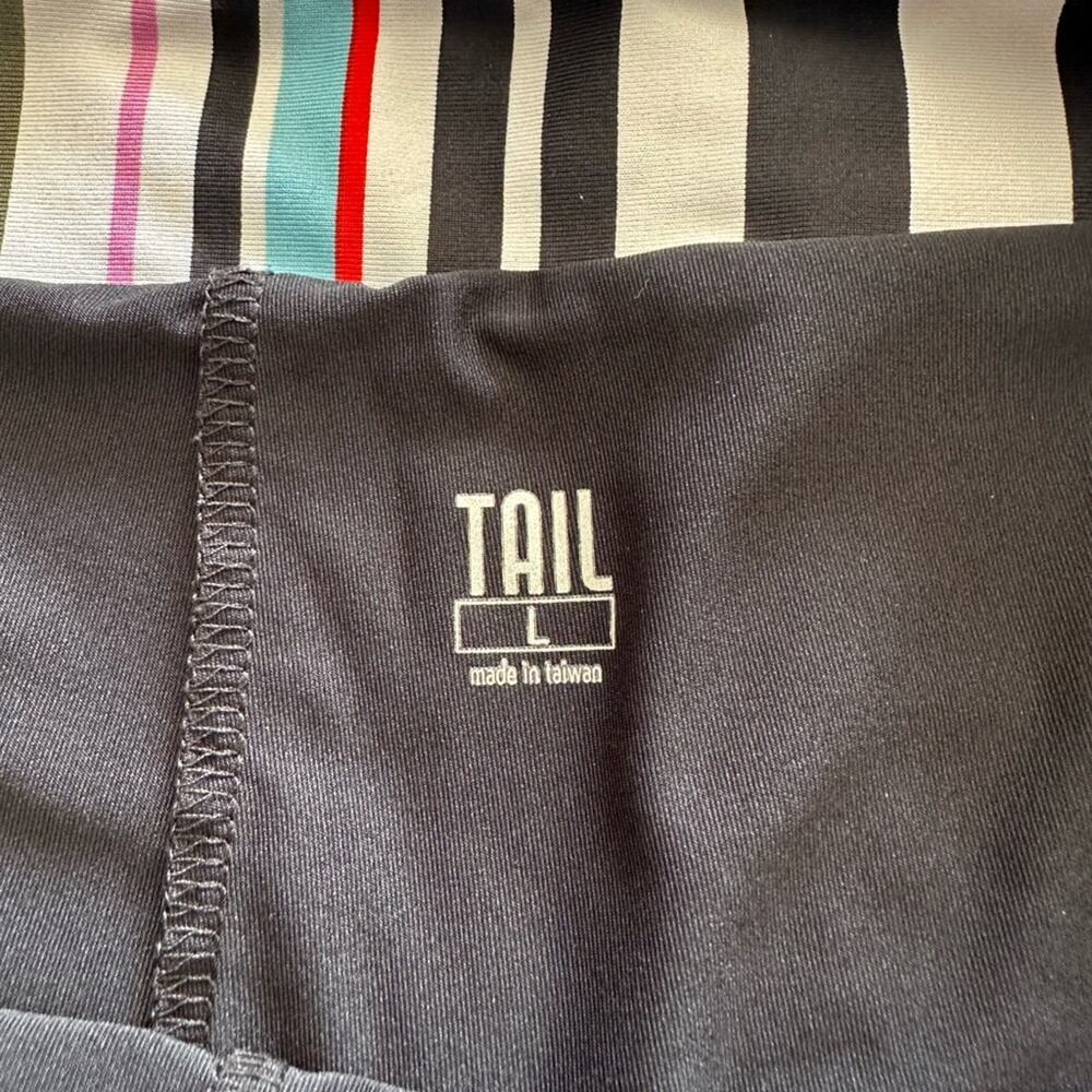 Tail striped skirt, size large - Picture 4 of 6